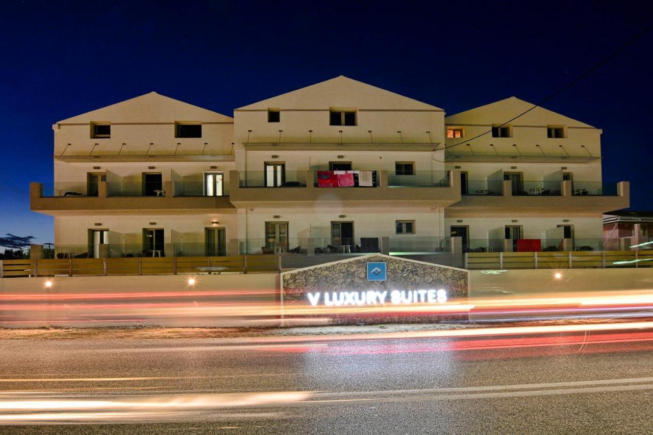 V Luxury Suites Kanálion エクステリア 写真